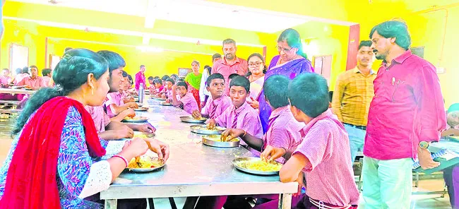 భోజనం బాగుందా..