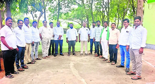 పాలకుర్తి ‘హస్తం’లో అసమ్మతి
