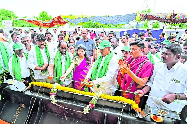 రూ.40 కోట్లతో డ్రెయినేజీల నిర్మాణం