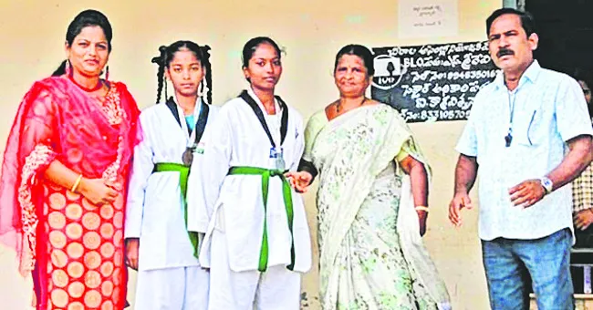 నేషనల్ తైక్వాండోలో పతకాలు