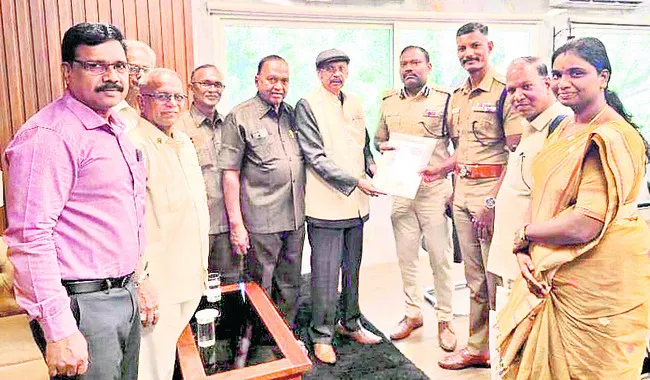 వేలూరులో ట్రాఫిక్‌ సమస్యపై డీఐజీ సమీక్ష 