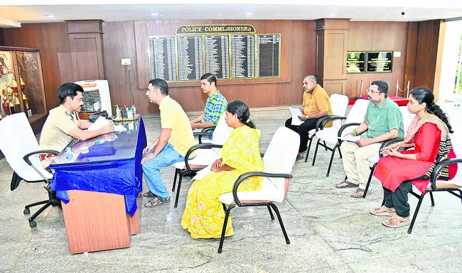 నేడు సచివాలయానికి సీఎం