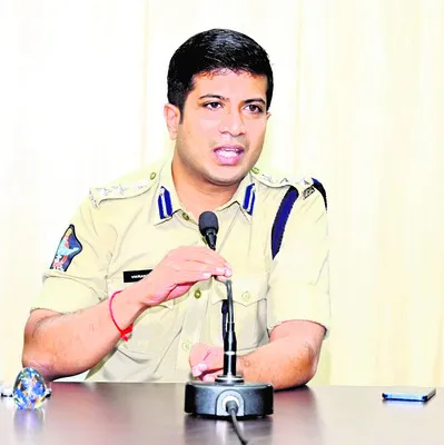 ప్రభుత్వ పథకాల పేరుతో సైబర్ మోసం
