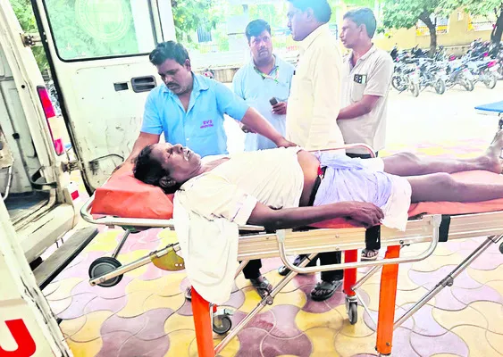 ‘108’లో ఆక్సిజన్ లేక రైతు మృతి?