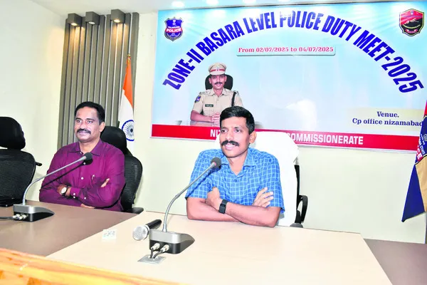 సాంకేతిక పరిజ్ఞానాన్ని మెరుగుపర్చుకోవాలి