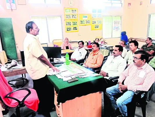 ప్రభుత్వ కళాశాలలో బయోమెట్రిక్ అటెండెన్స్