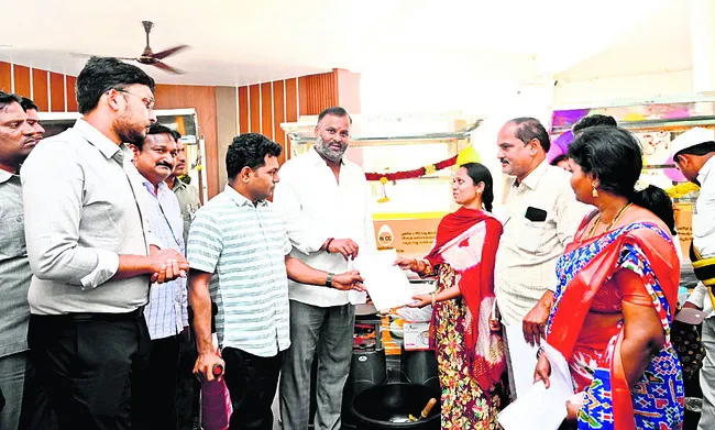 మహిళా సాధికారతే లక్ష్యం