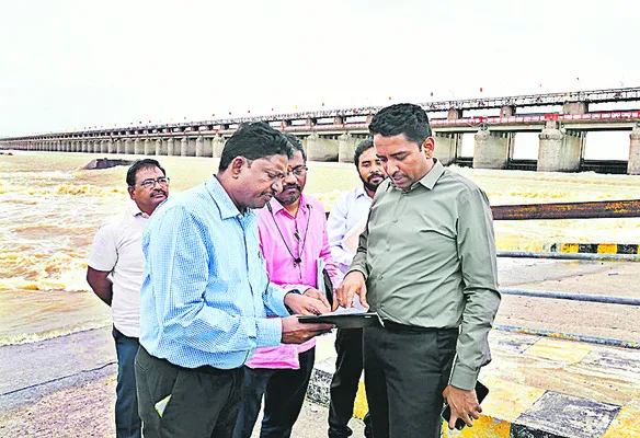 వరదపై వదంతులు నమ్మొద్దు