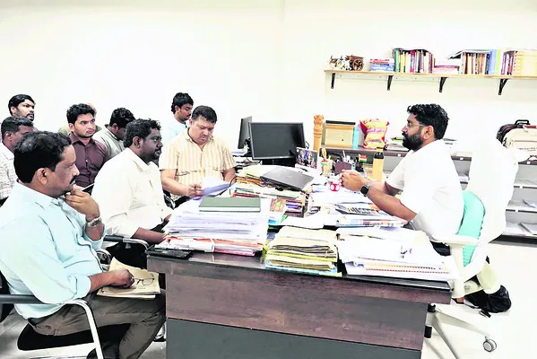 విషజ్వరాలపై అప్రమత్తంగా ఉండాలి