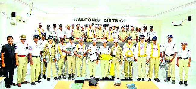 సమర్థవంతంగా విధులు నిర్వహించాలి