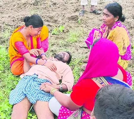 ట్రాన్స్ఫార్మర్ జెంపర్ సరిచేస్తుండగా..