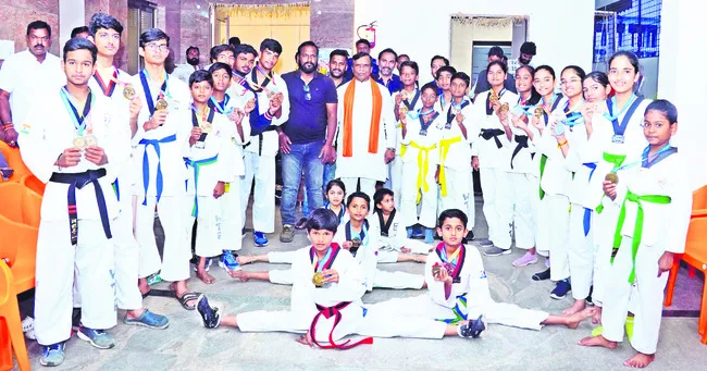 ఇందూరు జిల్లా క్రీడాకారులకు పుట్టినిల్లు