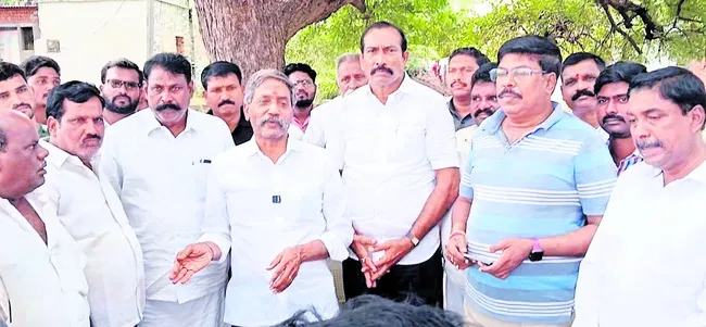 ఏడాది పాలనకే ప్రజలు విసుగెత్తిపోయారు