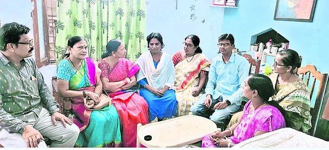 కూటమి పాలనలో మహిళలకు తప్పని వేధింపులు