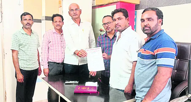మెడికల్ బిల్లులు విడుదల చేయాలి