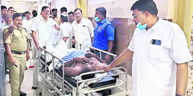 జీడీకే–11 గనిలో కార్మికుడికి గాయాలు