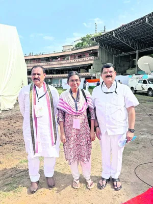 మీనాక్షి నటరాజన్‌ను కలిసిన పీసీసీ చీఫ్‌