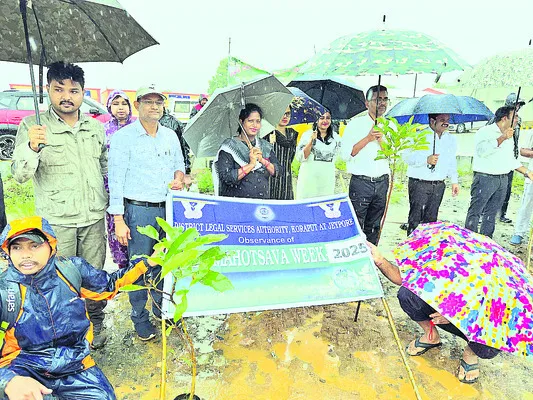 ఘనంగా వనమహోత్సవం