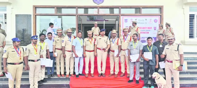 రాష్ట్రస్థాయిలోనూ సత్తా చాటాలి : ఎస్పీ
