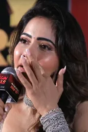 Mitraaw Sharma Gets Emotional Over Remembering Her Father9
