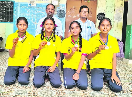 రాష్ట్రస్థాయి అథ్లెటిక్‌ పోటీలకు ఎంపిక