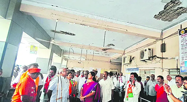 ఆగస్టు 15 నుంచి మహిళలకు ఉచిత ఆర్టీసీ ప్రయాణం