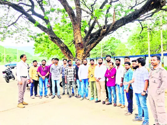 ఎన్ఏడీ అధికారిపై దాడి.. నలుగురి అరెస్ట్