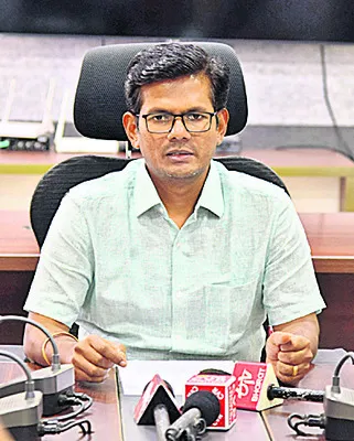 పేరేంట్స్ డే విజయవంతం చేయండి