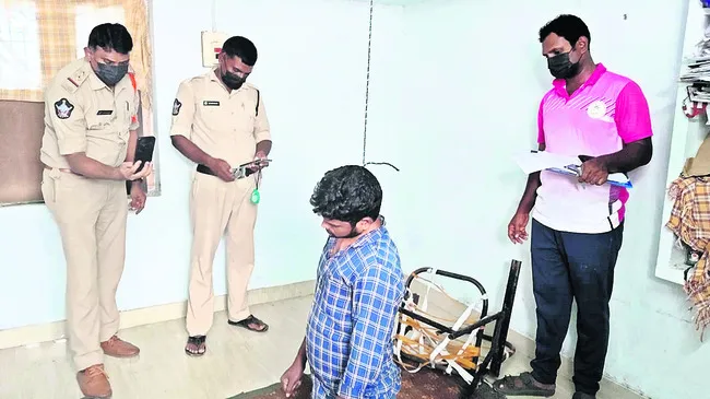 ఏం కష్టం వచ్చిందో..