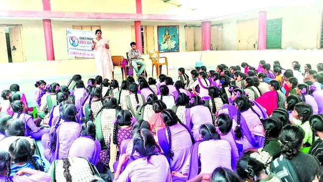 బాల్య వివాహాలు చట్టరీత్యా నేరం