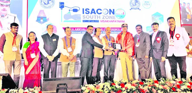 వైద్యంలో రోగి పూర్వ చరిత్ర పరిశీలన కీలకం 