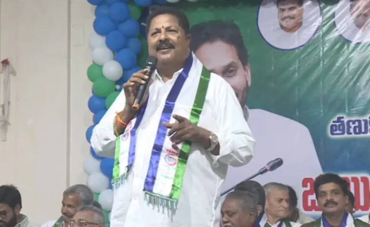 ‘ముసలమ్మ నొక్కిద్ది బటన్ అన్నారు..ఇప్పుడు బాబే బటన్‌ నొక్కలేకపోతున్నారు’