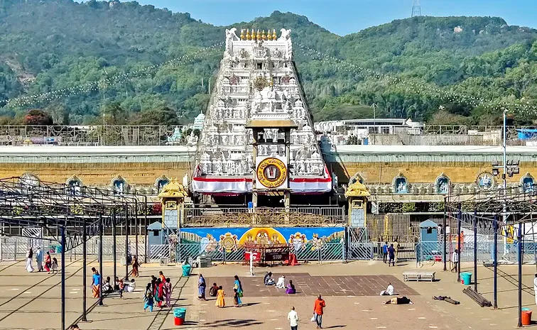 Tirumala: నేడు తిరుమలలో భక్తుల రద్దీ ఎలా ఉందంటే?