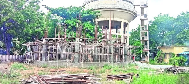 మూడు ట్యాంకుల పనులు మొదలు కాలే..
