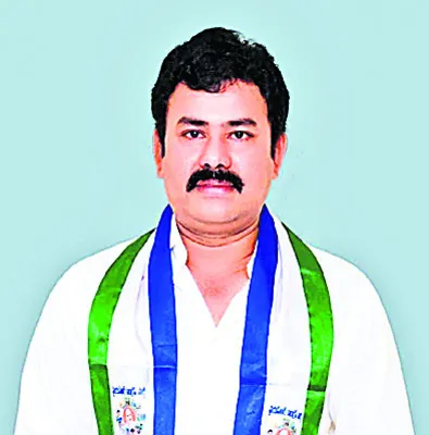 వైఎస్సార్ జయంతి రోజున సేవా కార్యక్రమాలు చేయండి