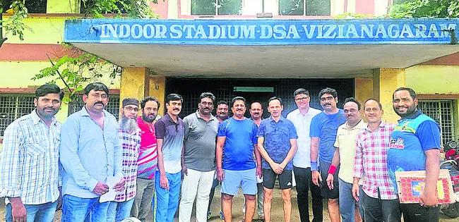 23 నుంచి జిల్లా స్థాయి బ్యాడ్మింటన్ పోటీలు