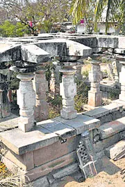 Telangana kolanupaka someswara temple matham history1