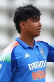 ENG U19 Vs IND U19 5th Youth ODI: Vaibhav Suryavanshi Out For 33 In 42 Balls1