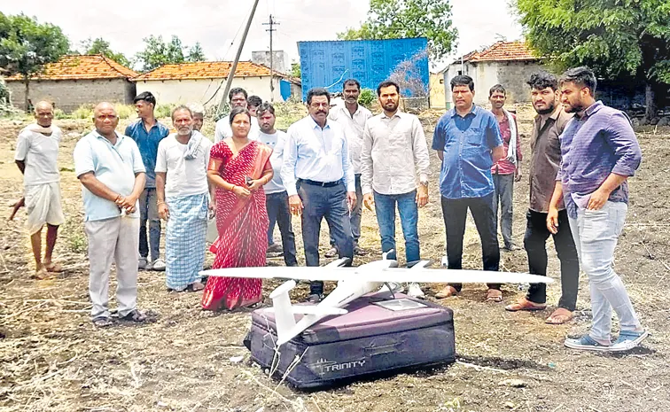 మొలుగుమాడు.. భూముల రీసర్వే చూడు