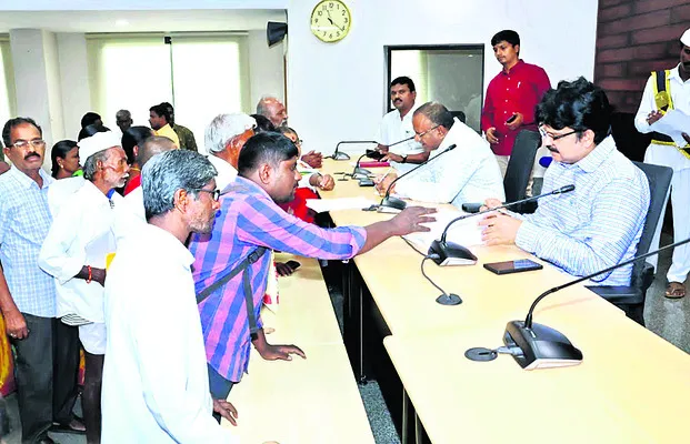 అత్యధికంగా భూ సమస్యలపైనే.. 