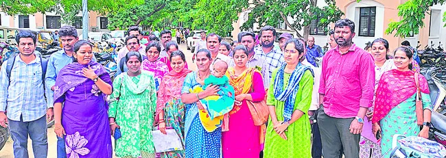 సమస్య చెప్పుకునే హక్కు కూడా లేదా?
