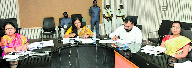 సక్రంగా మెగా టీచర్స్ పేరెంట్స్ సమావేశం
