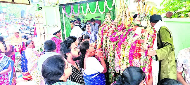 పీరీల