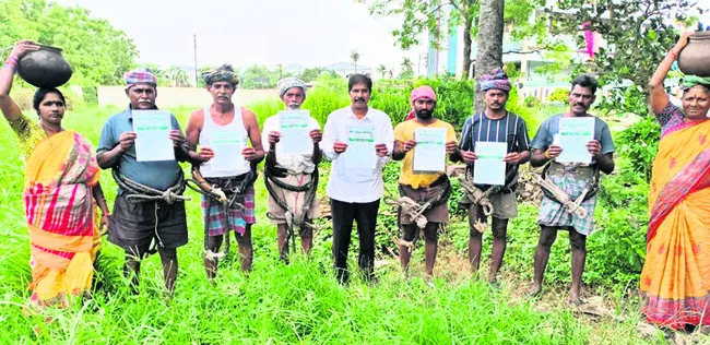 గీత కార్మికుల సమస్యలను పరిష్కరించాలి