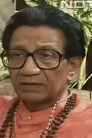 Bal Thackerays Past Reminder Amid Language Row3