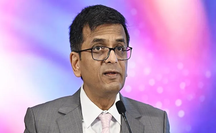 Justice Chandrachud clarifies extended stay at official residence not indefinite