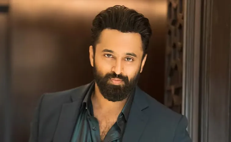 Unni Mukundan Instagram hacked actor warns to fans suspicious activity