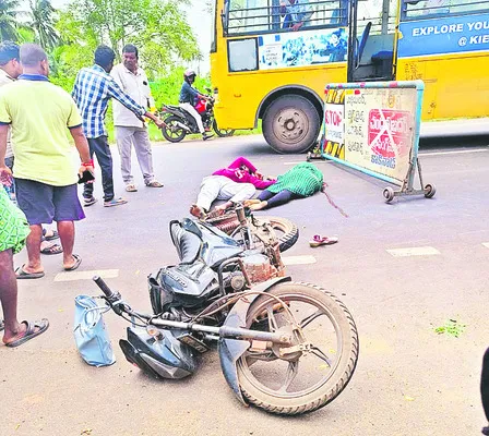 ఆస్పత్రికి వెళుతూ మృత్యు ఒడికి..