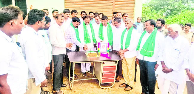 ప్రజల గుండెల్లో వైఎస్సార్