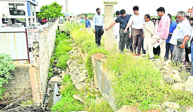 తిరుమళిసై సిడ్కోలో కలెక్టర్ ఆకస్మిక తనిఖీ